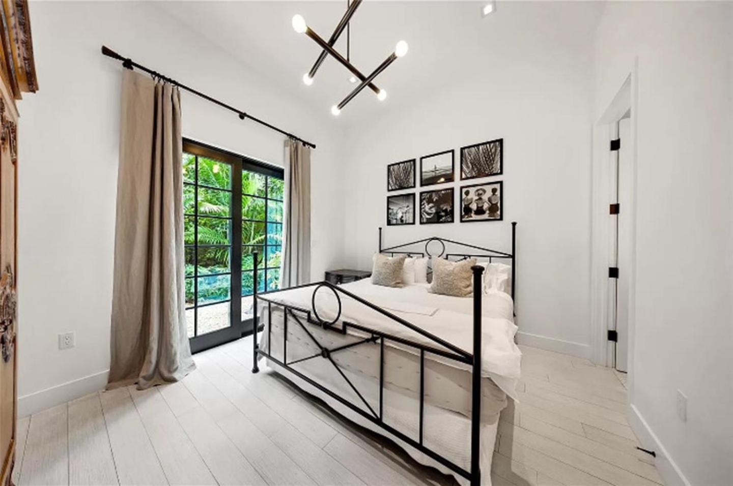 Tons Of Natural Light Private Star Home Miami Luaran gambar